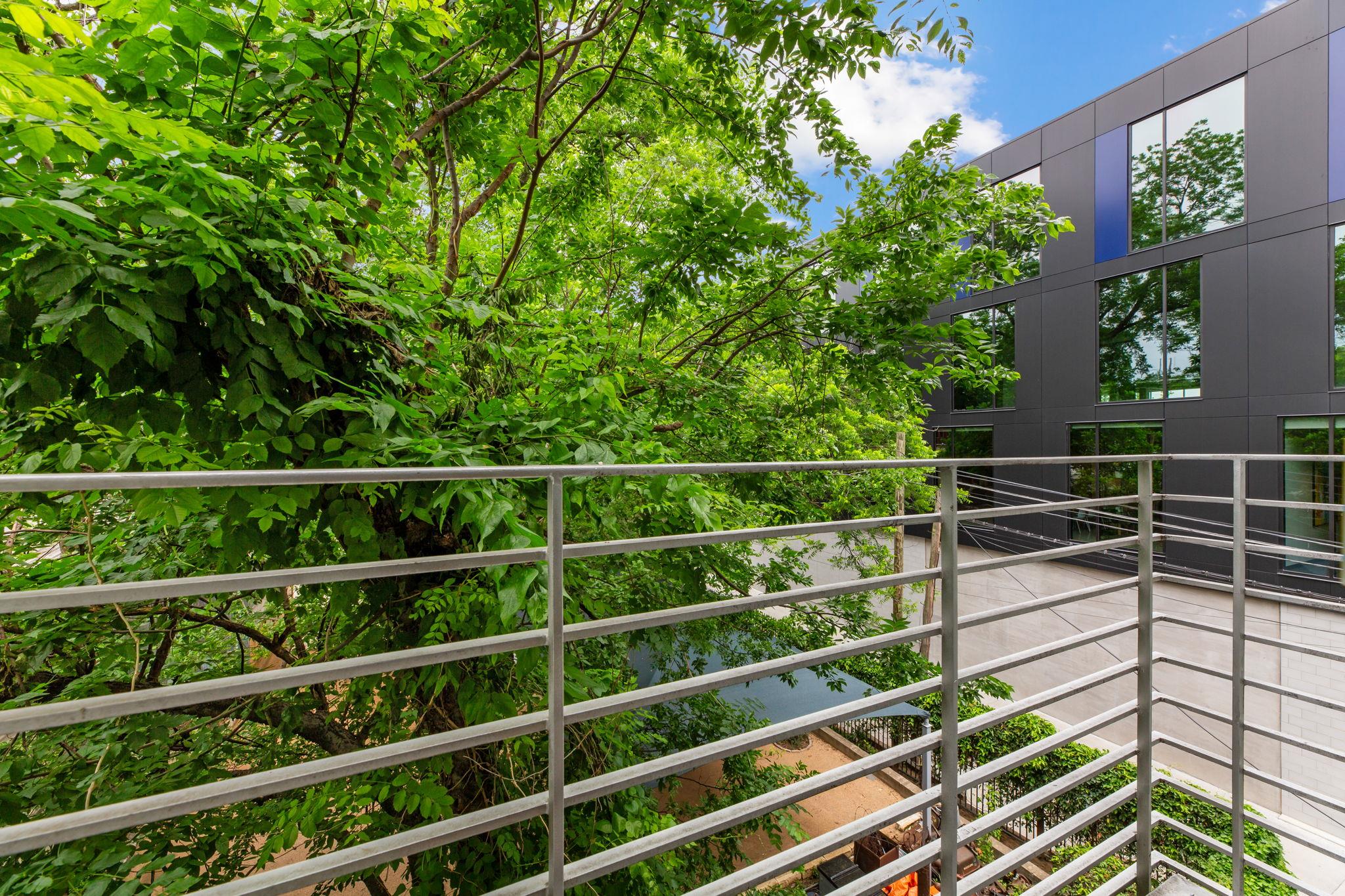 1305 E 6th St # 13, Austin, TX 78702