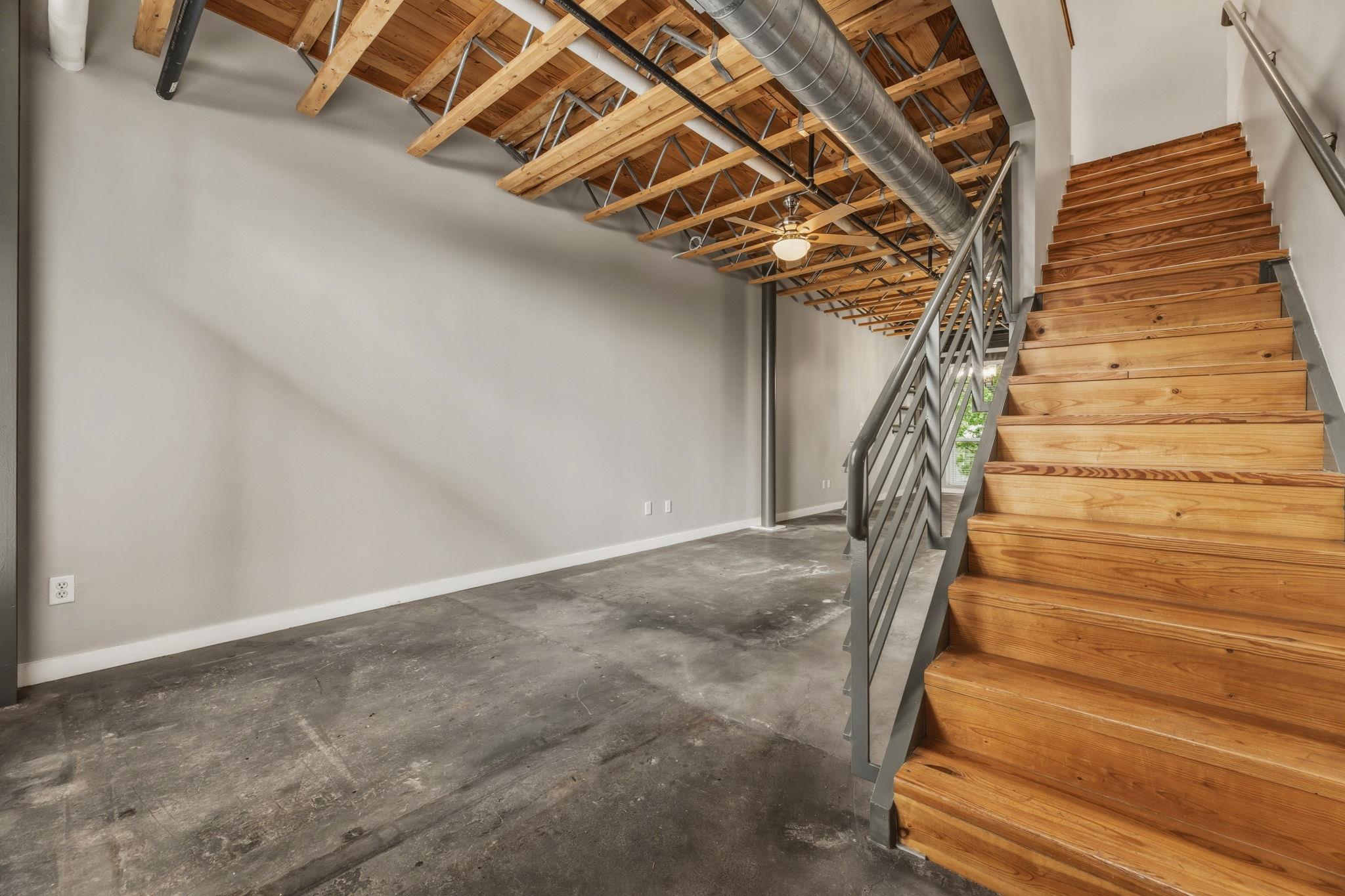 1305 E 6th St # 13, Austin, TX 78702