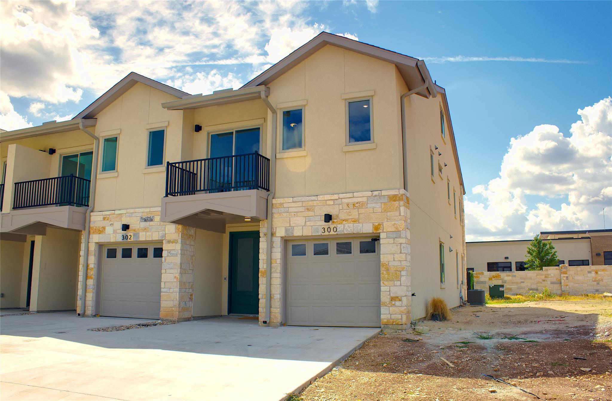 300 Tesla Circle Cir, Austin, TX 78681