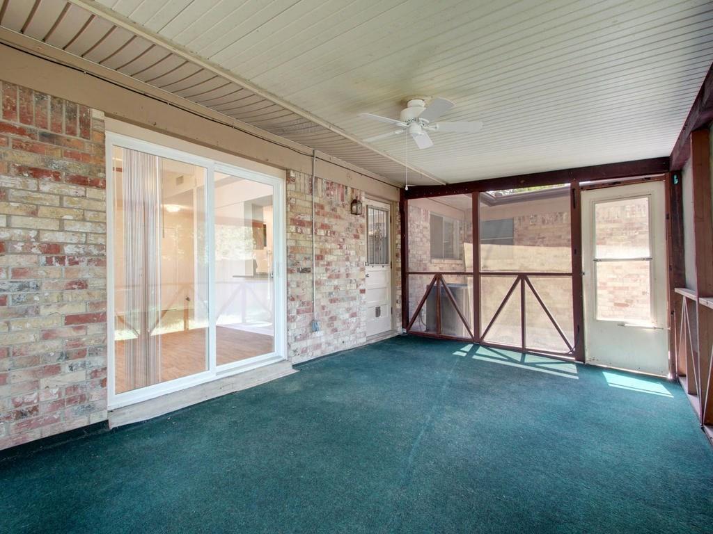 8516 Hathaway Dr # 2, Austin, TX 78757