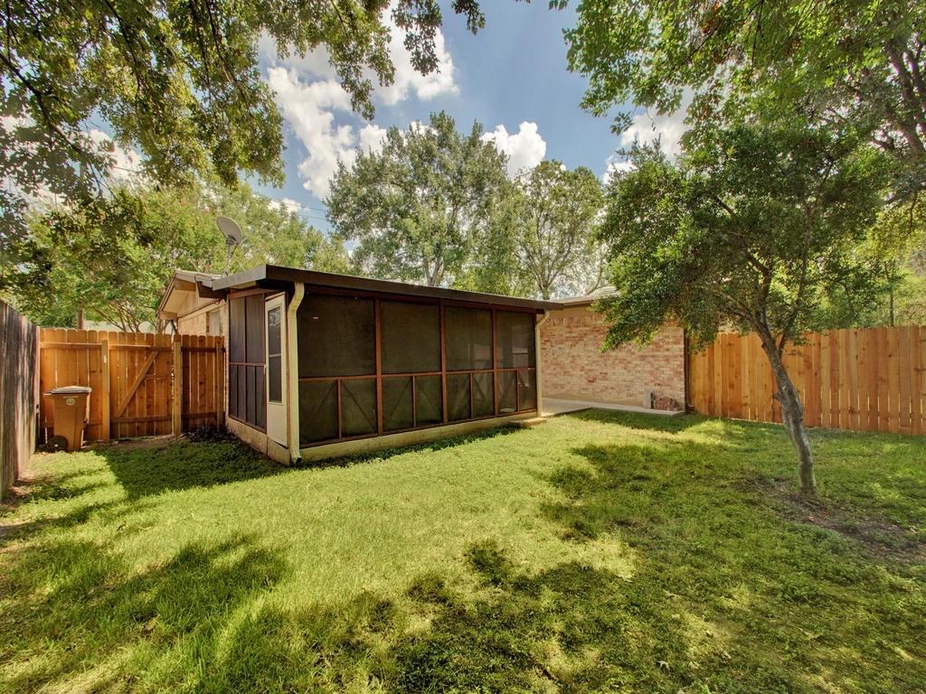 8516 Hathaway Dr # 2, Austin, TX 78757