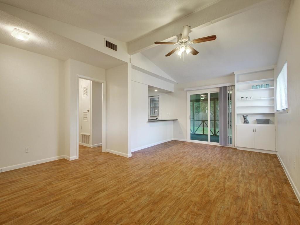 8516 Hathaway Dr # 2, Austin, TX 78757