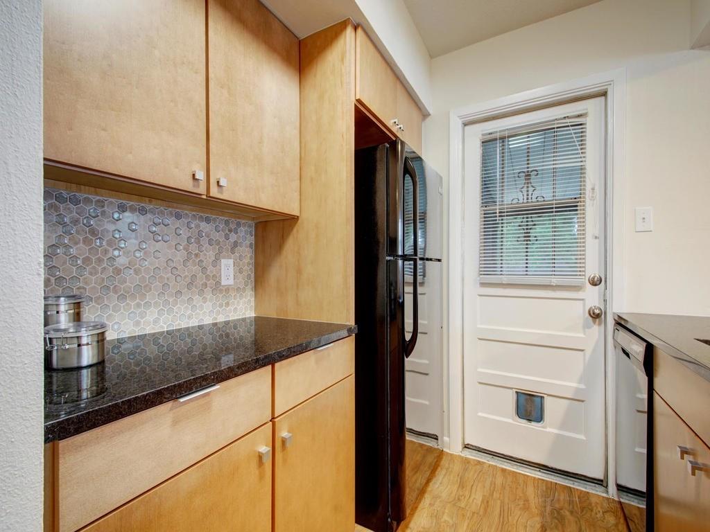 8516 Hathaway Dr # 2, Austin, TX 78757