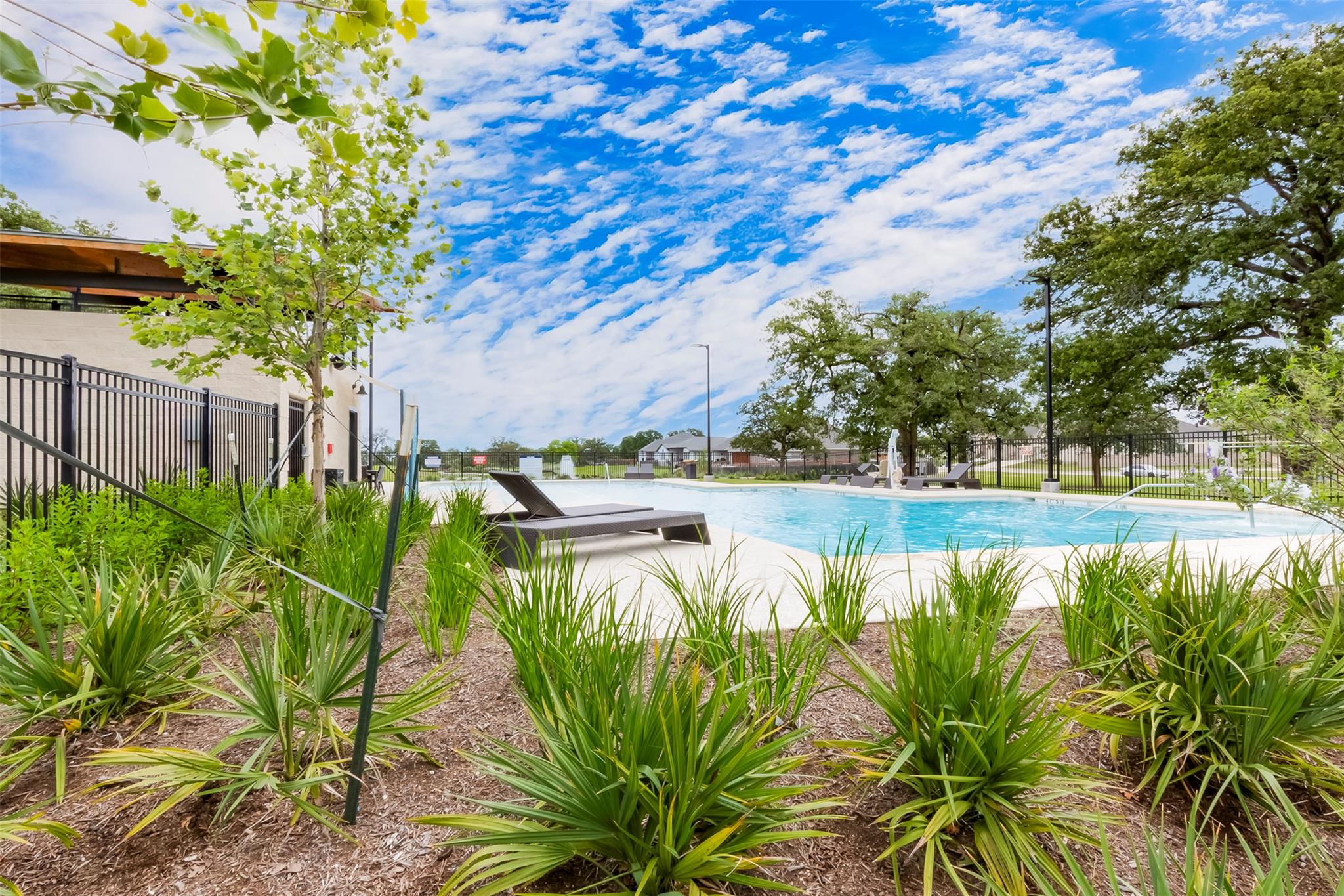 100 Patrick Herndon Dr, Bastrop, TX 78602