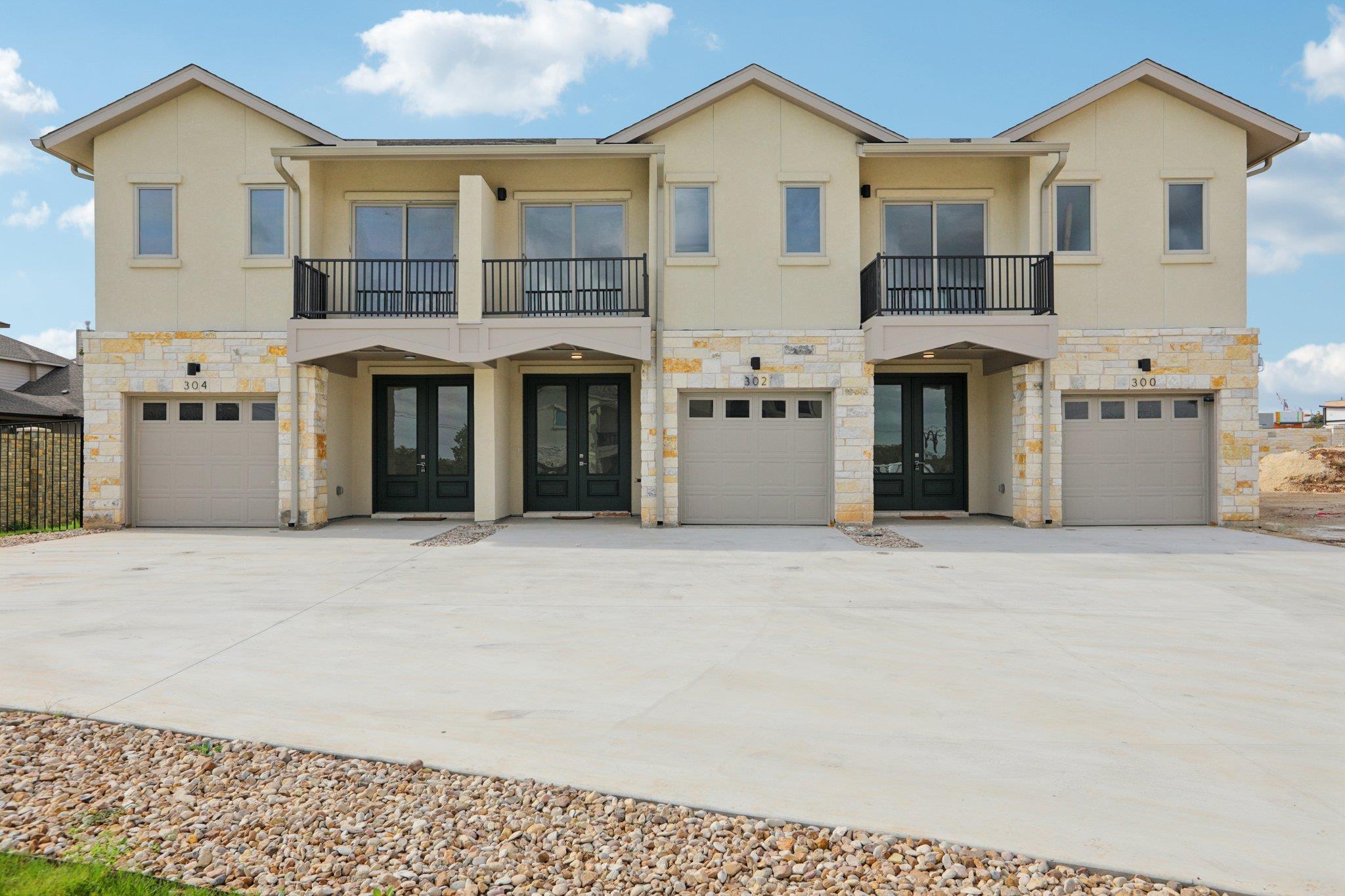 302 Tesla Circle Cir, Austin, TX 78681