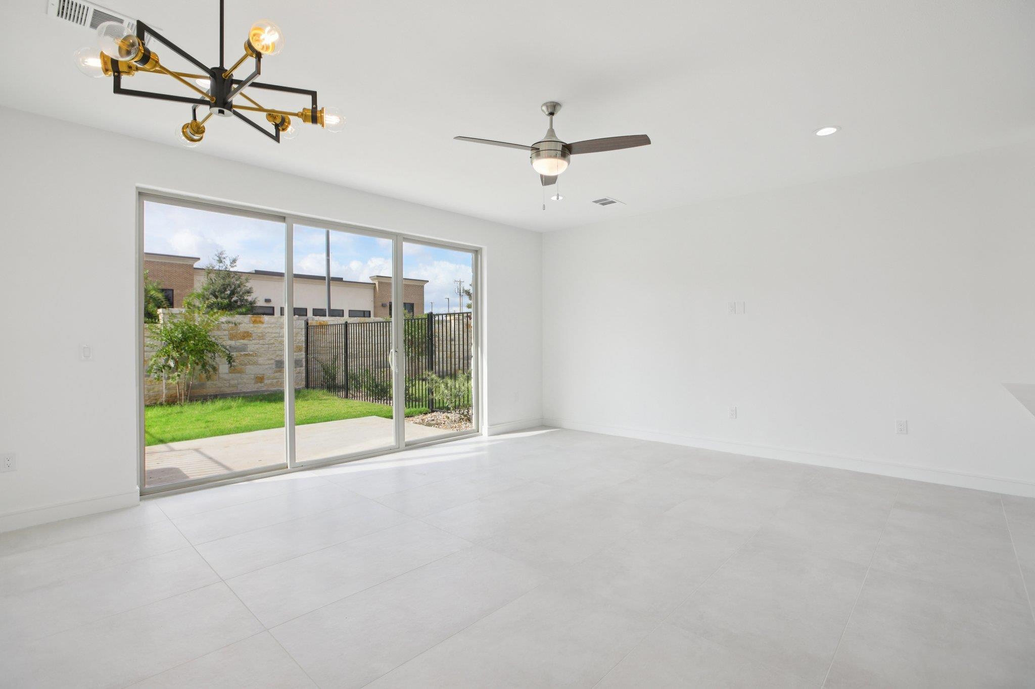 302 Tesla Circle Cir, Austin, TX 78681