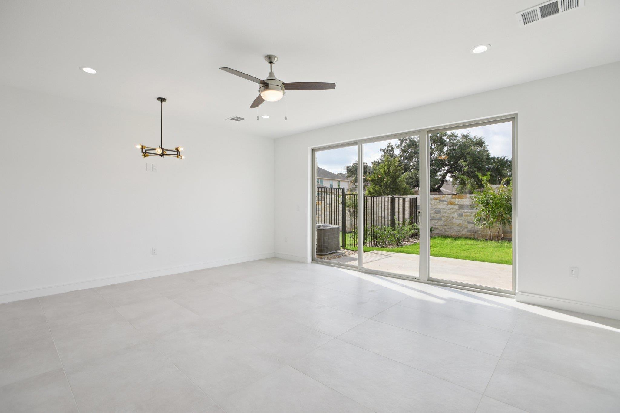 302 Tesla Circle Cir, Austin, TX 78681