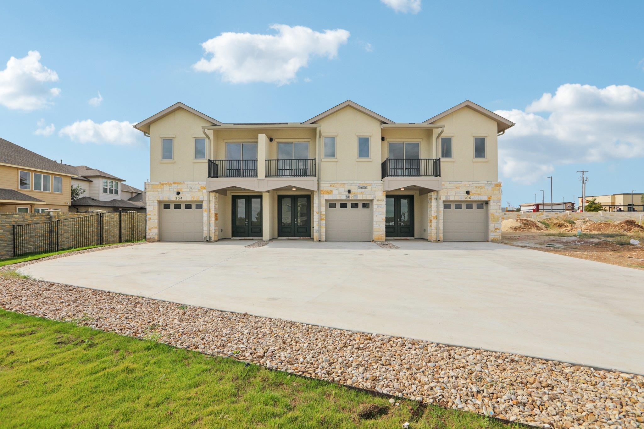 302 Tesla Circle Cir, Austin, TX 78681