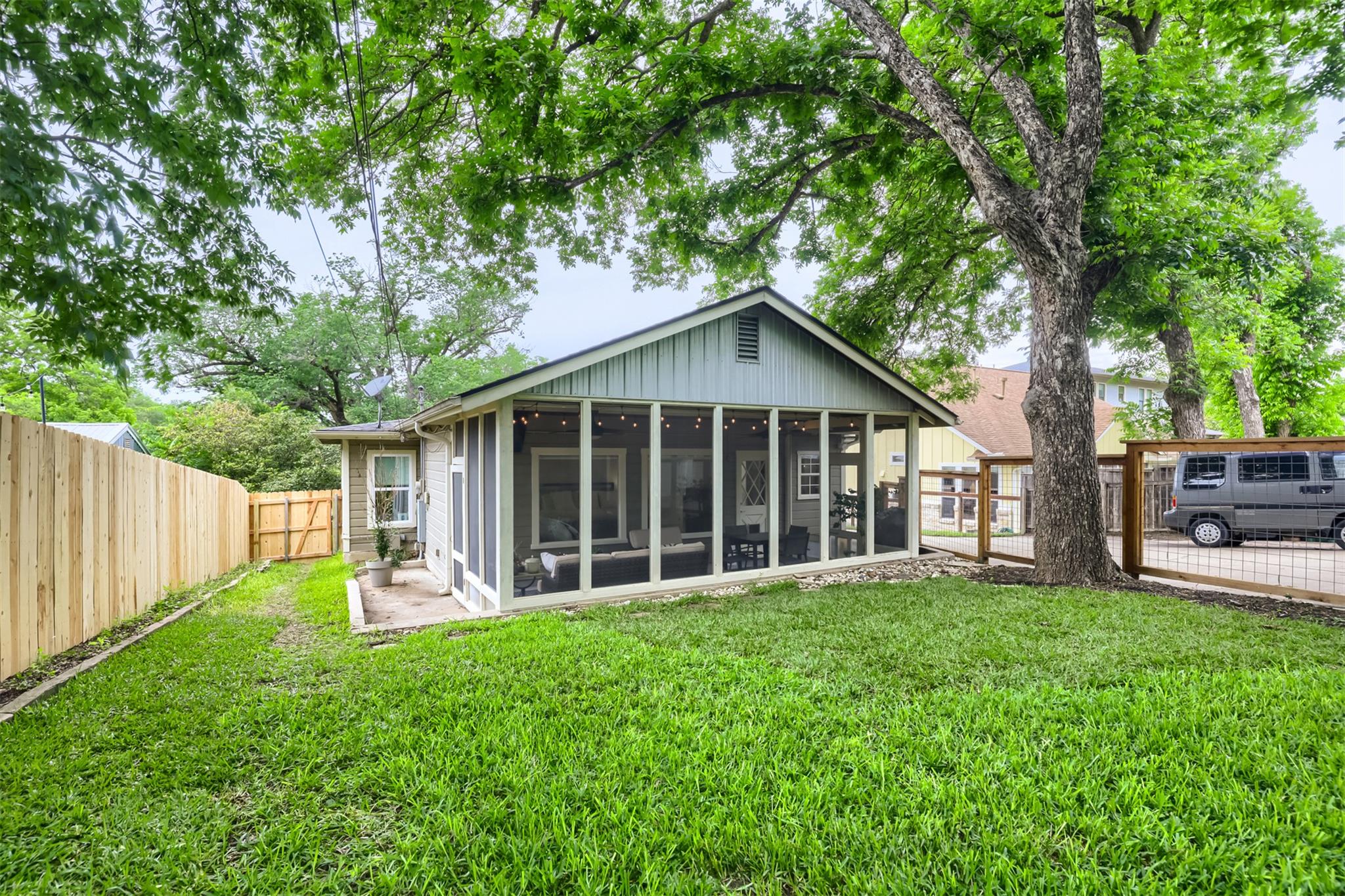 4807 Woodview Ave, Austin, TX 78756