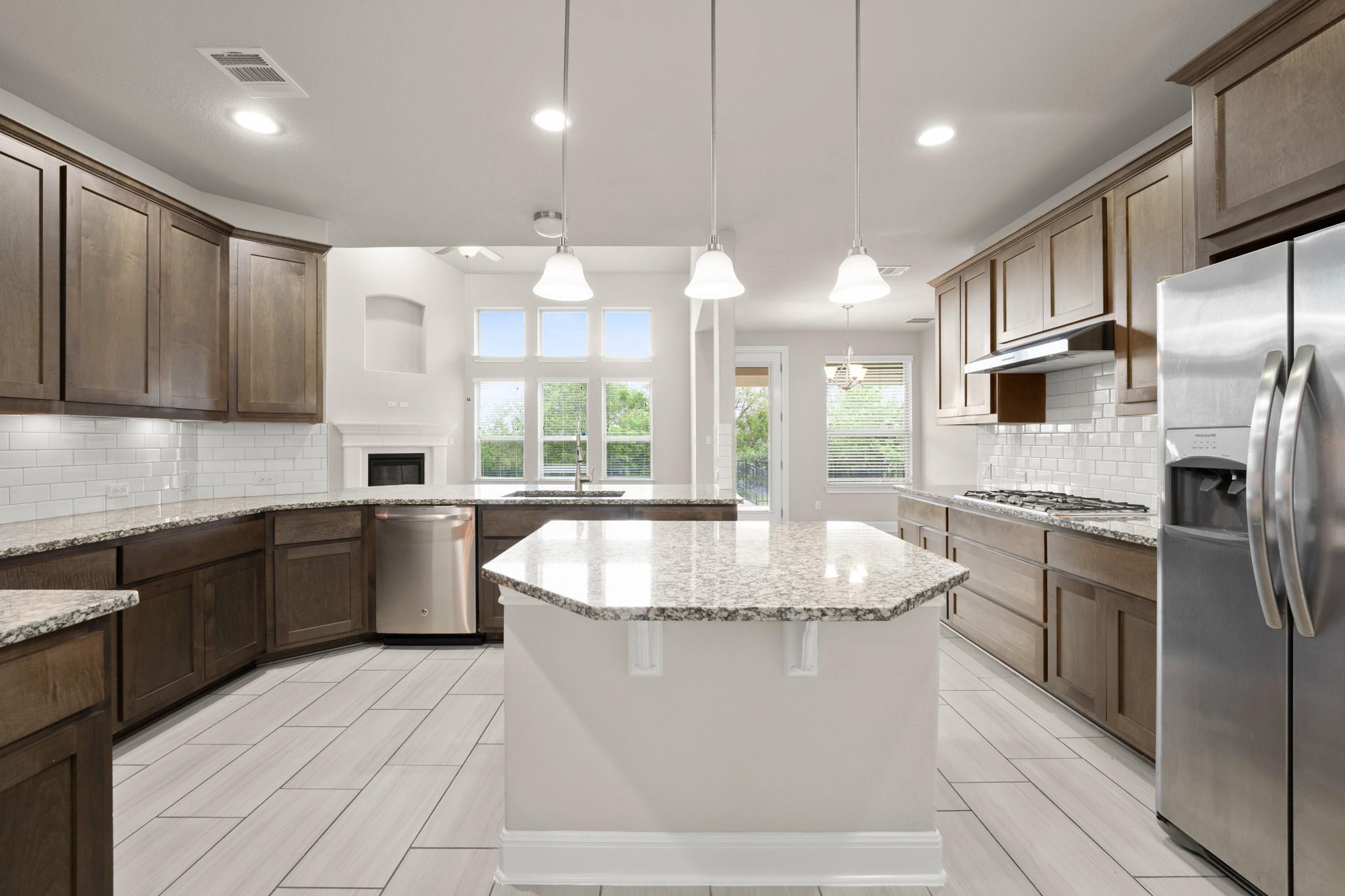 442 Jacksdaw Dr, Austin, TX 78737