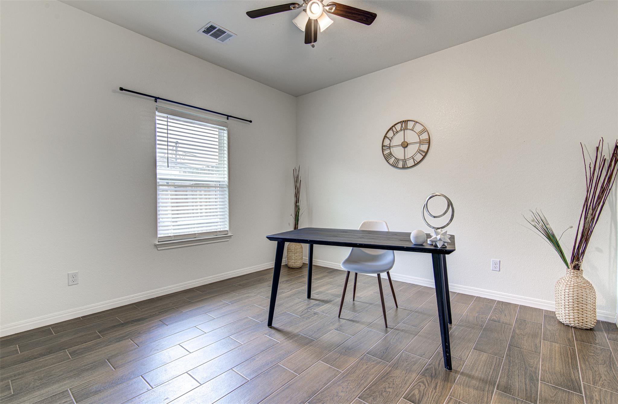 129 Kawainui Ln, Bastrop, TX 78602