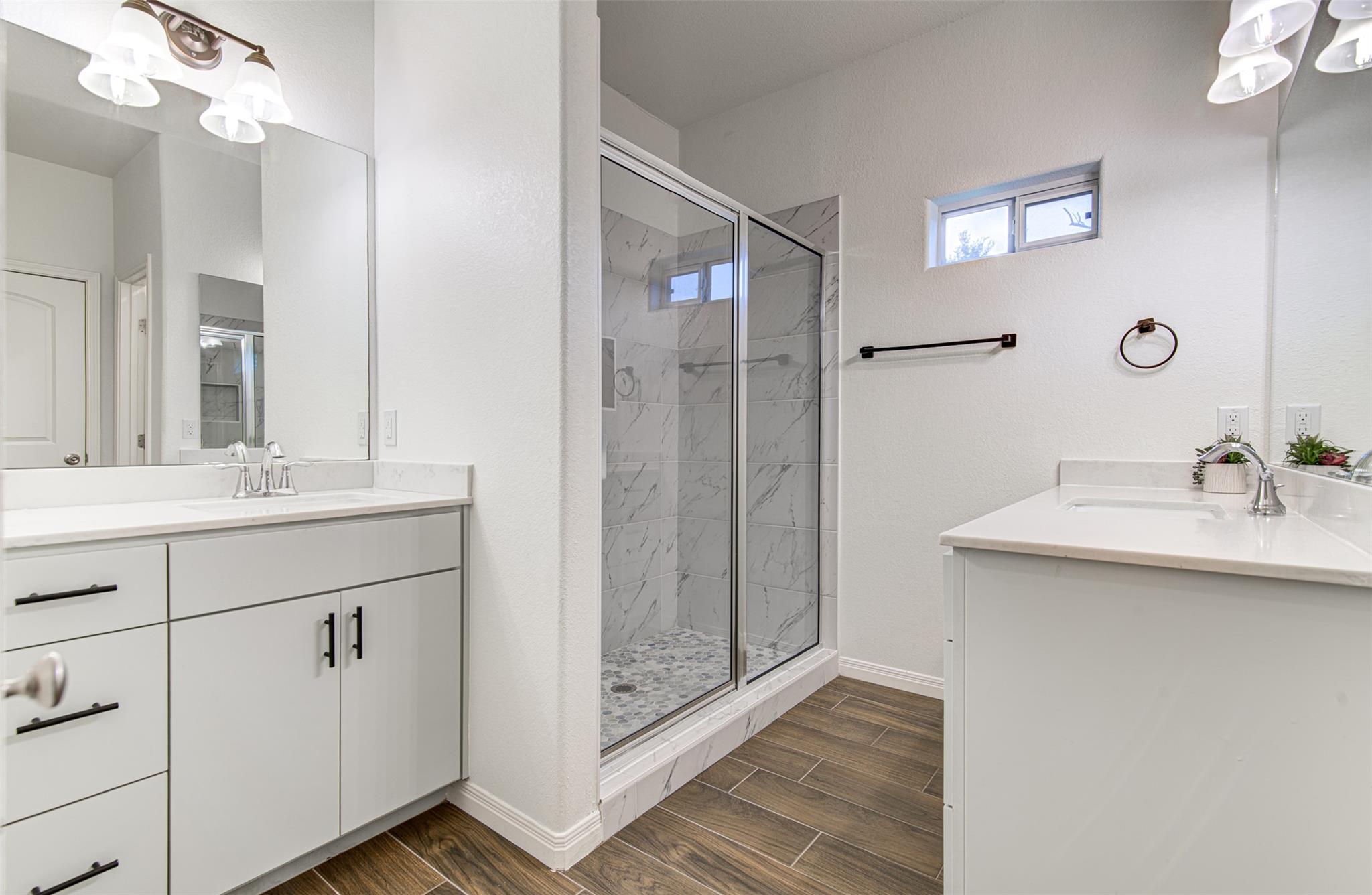 129 Kawainui Ln, Bastrop, TX 78602