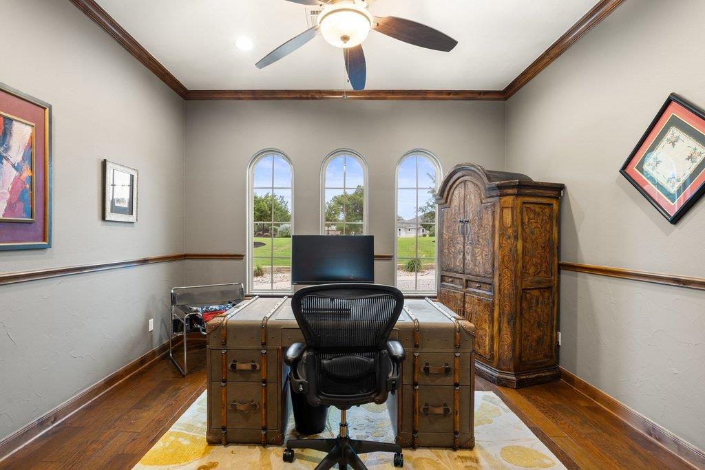 272 Whitney Woods Cir, Georgetown, TX 78633