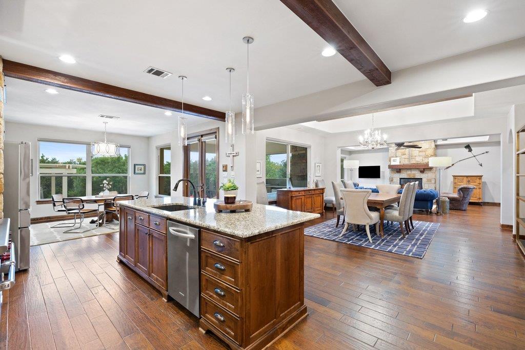 272 Whitney Woods Cir, Georgetown, TX 78633