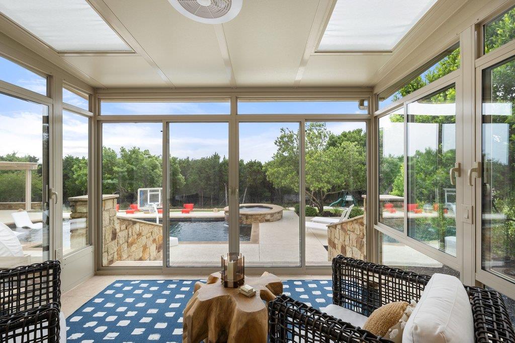 272 Whitney Woods Cir, Georgetown, TX 78633