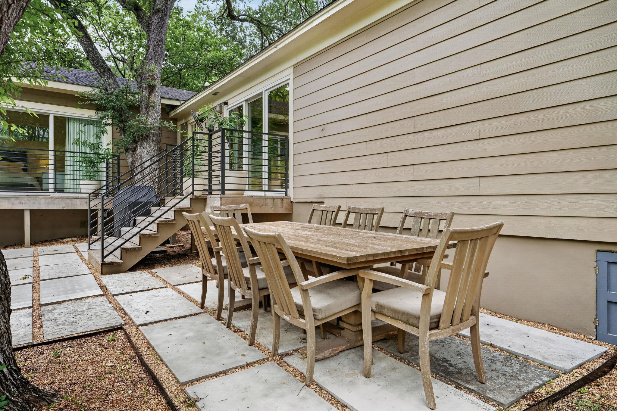 18 Margranita Cres, Austin, TX 78703
