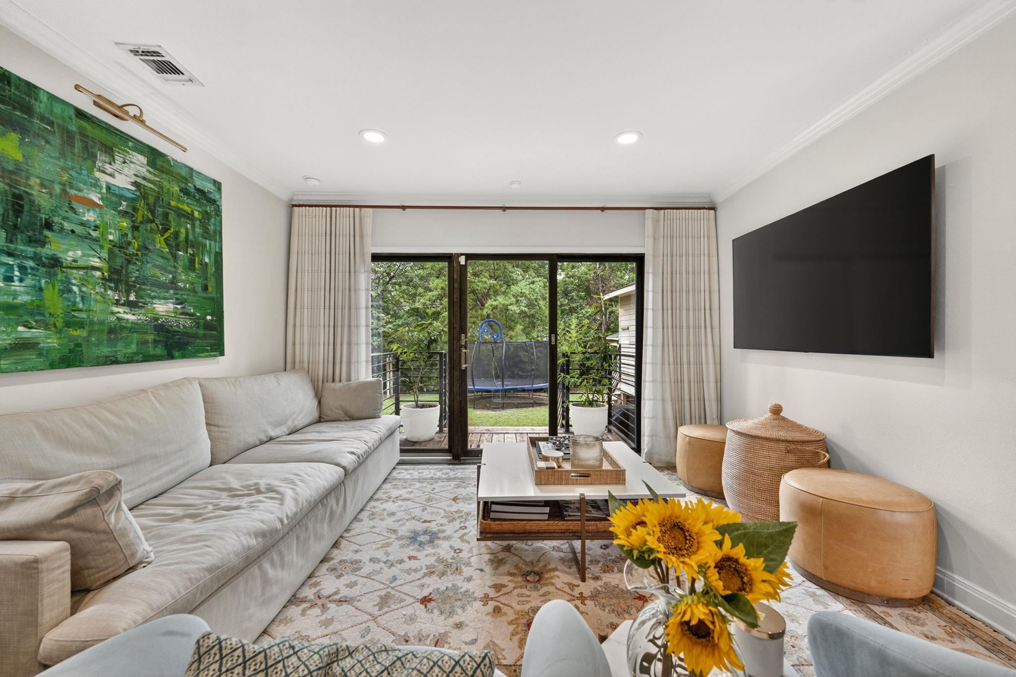 18 Margranita Cres, Austin, TX 78703