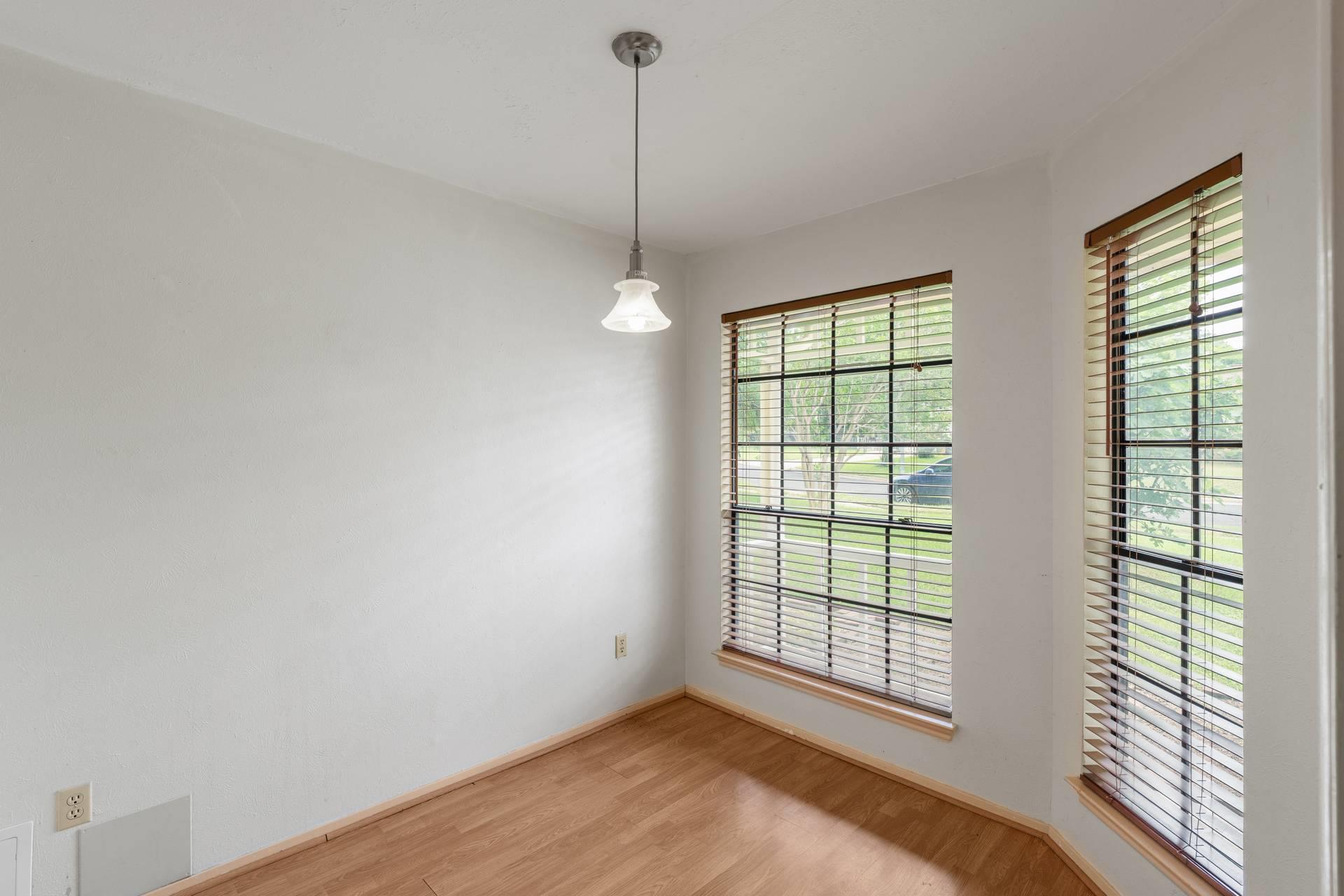 1716 Morning Quail Dr, Austin, TX 78758