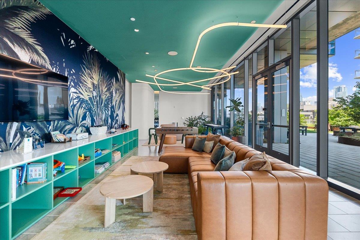 44 East Ave # 1609, Austin, TX 78701