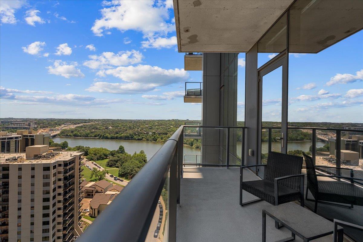44 East Ave # 1609, Austin, TX 78701