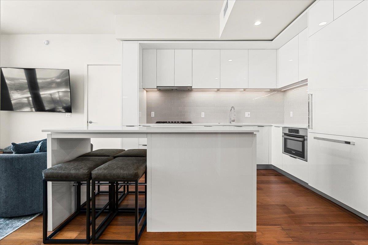 44 East Ave # 1609, Austin, TX 78701