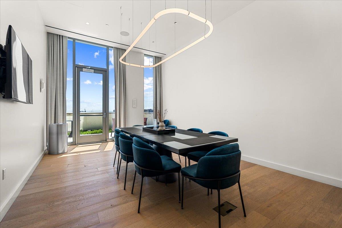 44 East Ave # 1609, Austin, TX 78701