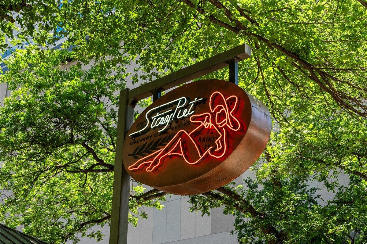 44 East Ave # 1609, Austin, TX 78701