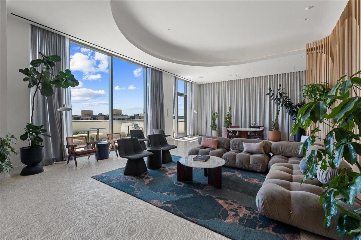 44 East Ave # 1609, Austin, TX 78701