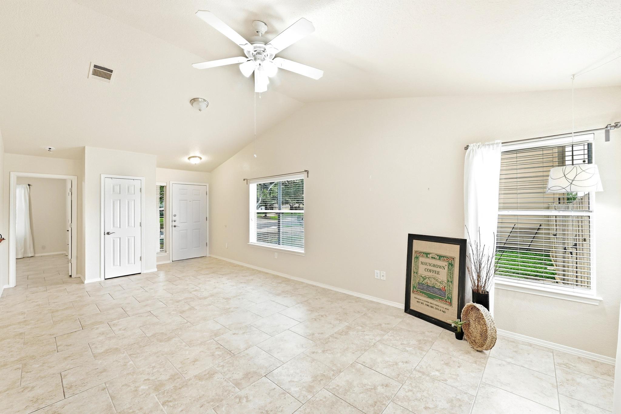 186 Prairie Springs Loop, Georgetown, TX 78626