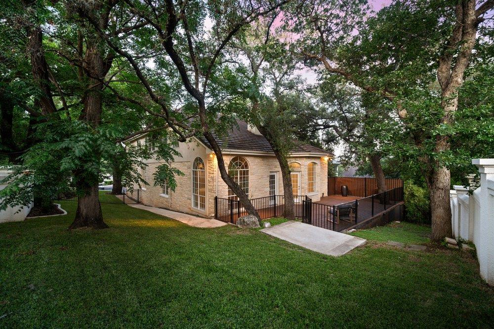 1815 Rue De St Tropez, Austin, TX 78746