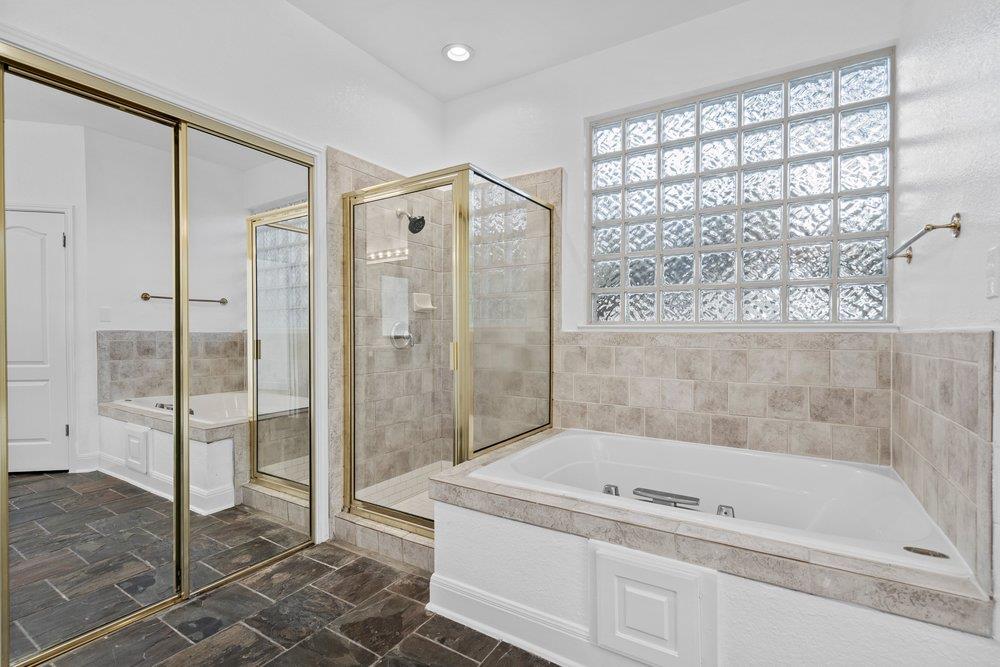 1815 Rue De St Tropez, Austin, TX 78746