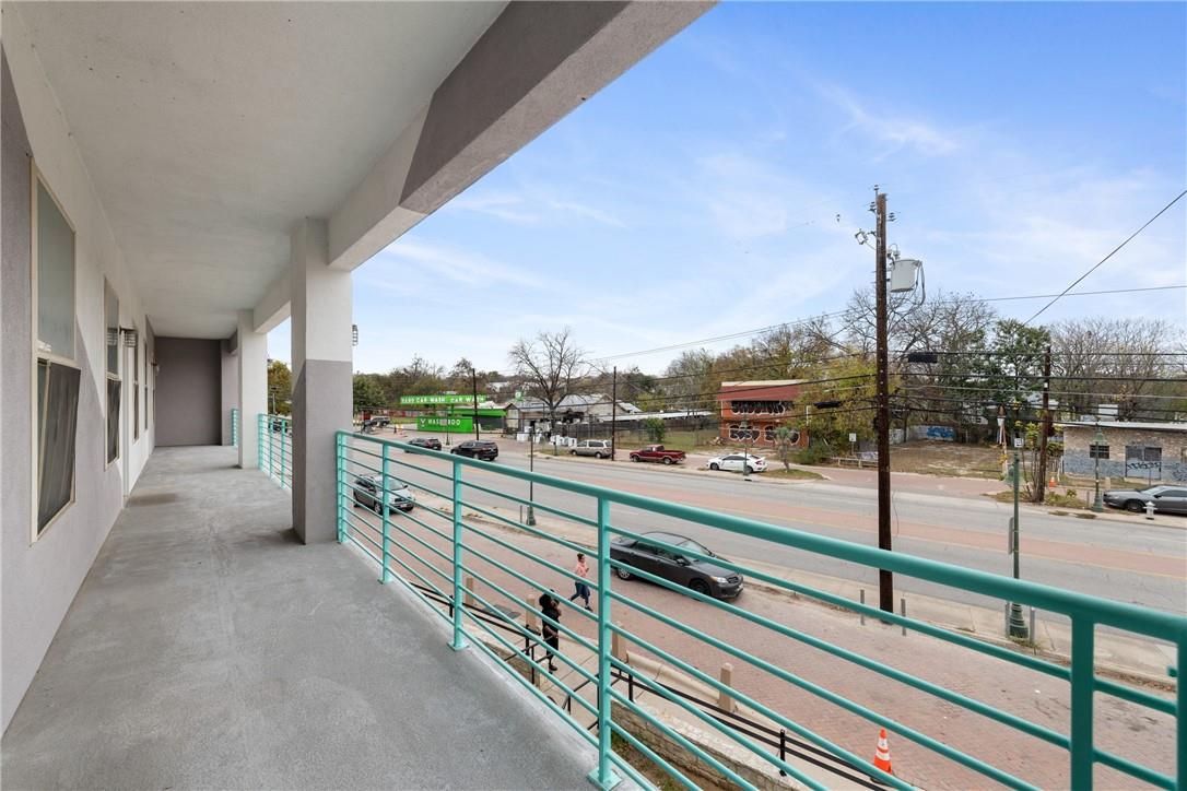 2601 E 7th St # 203, Austin, TX 78702
