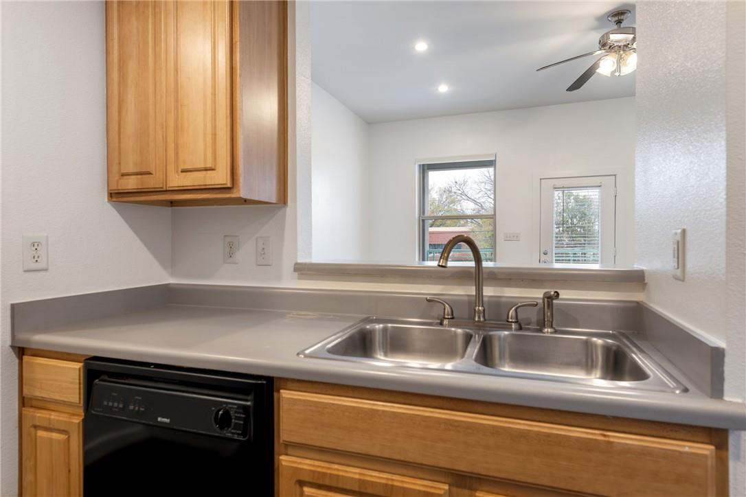 2601 E 7th St # 203, Austin, TX 78702
