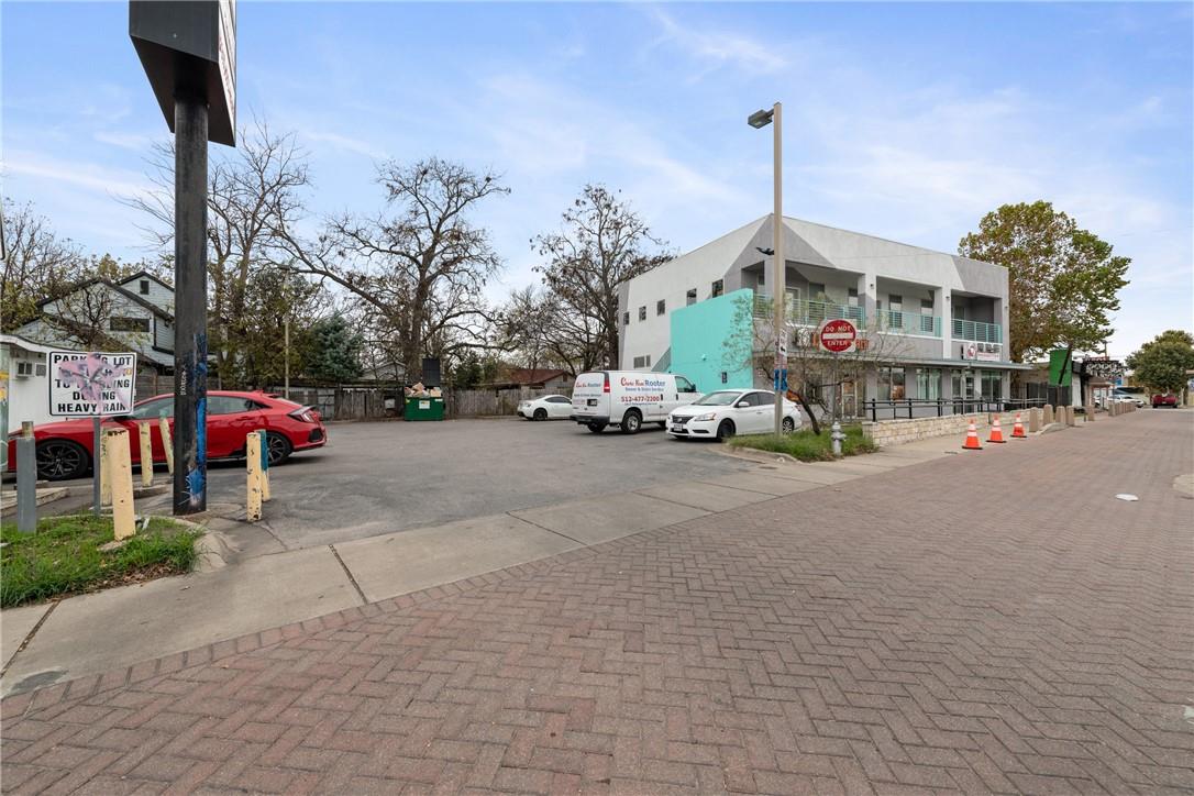 2601 E 7th St # 203, Austin, TX 78702