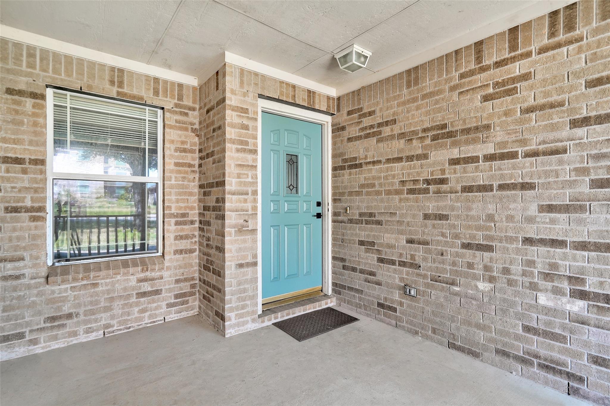 1305 Four Cabin Ct, Round Rock, TX 78665