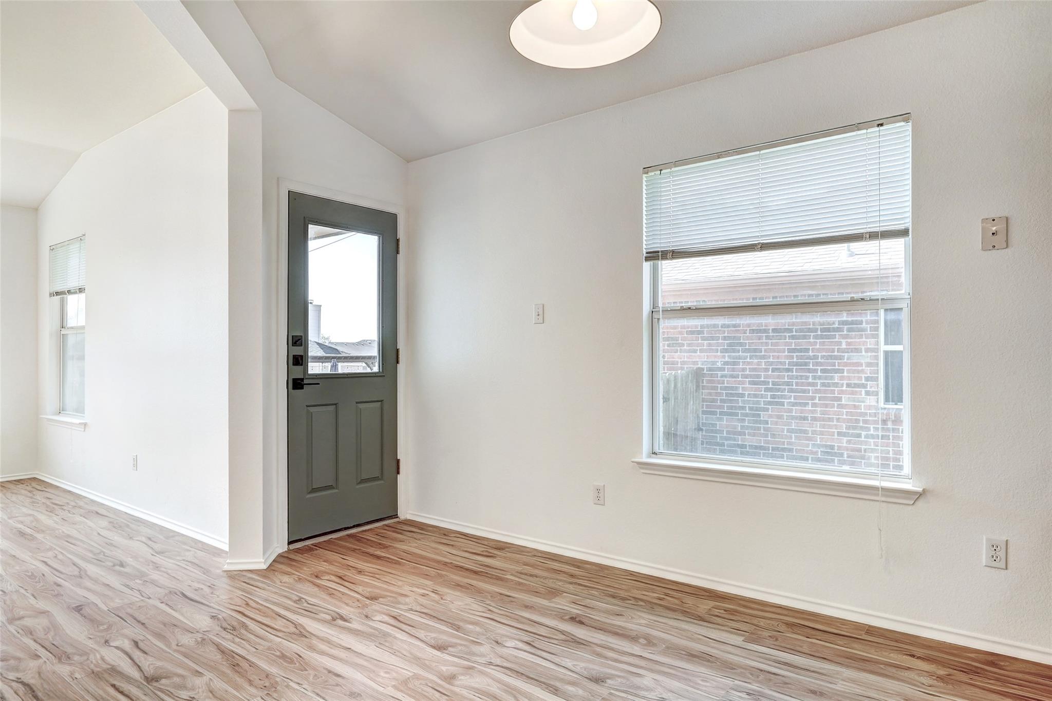 1305 Four Cabin Ct, Round Rock, TX 78665