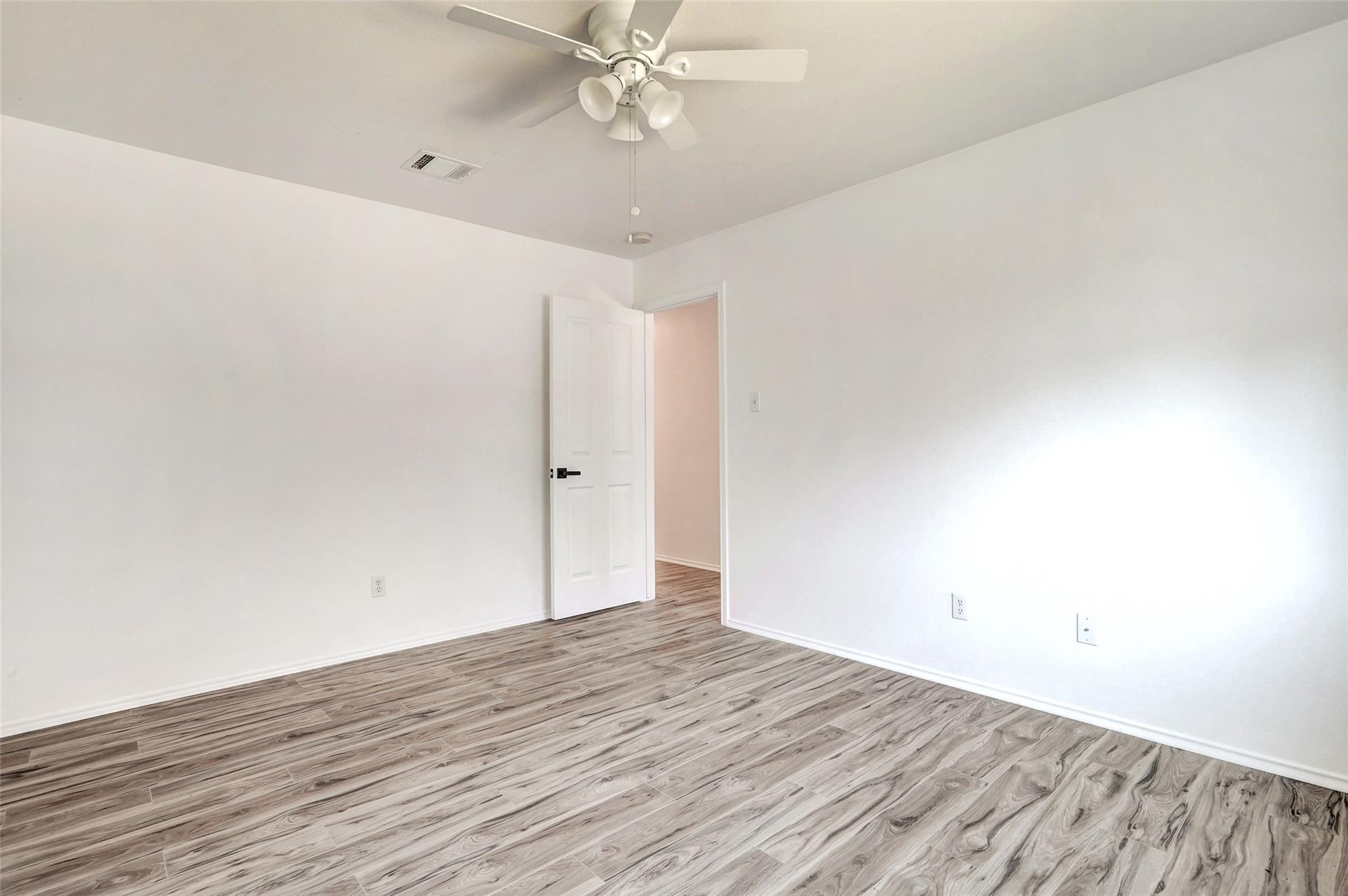 1305 Four Cabin Ct, Round Rock, TX 78665