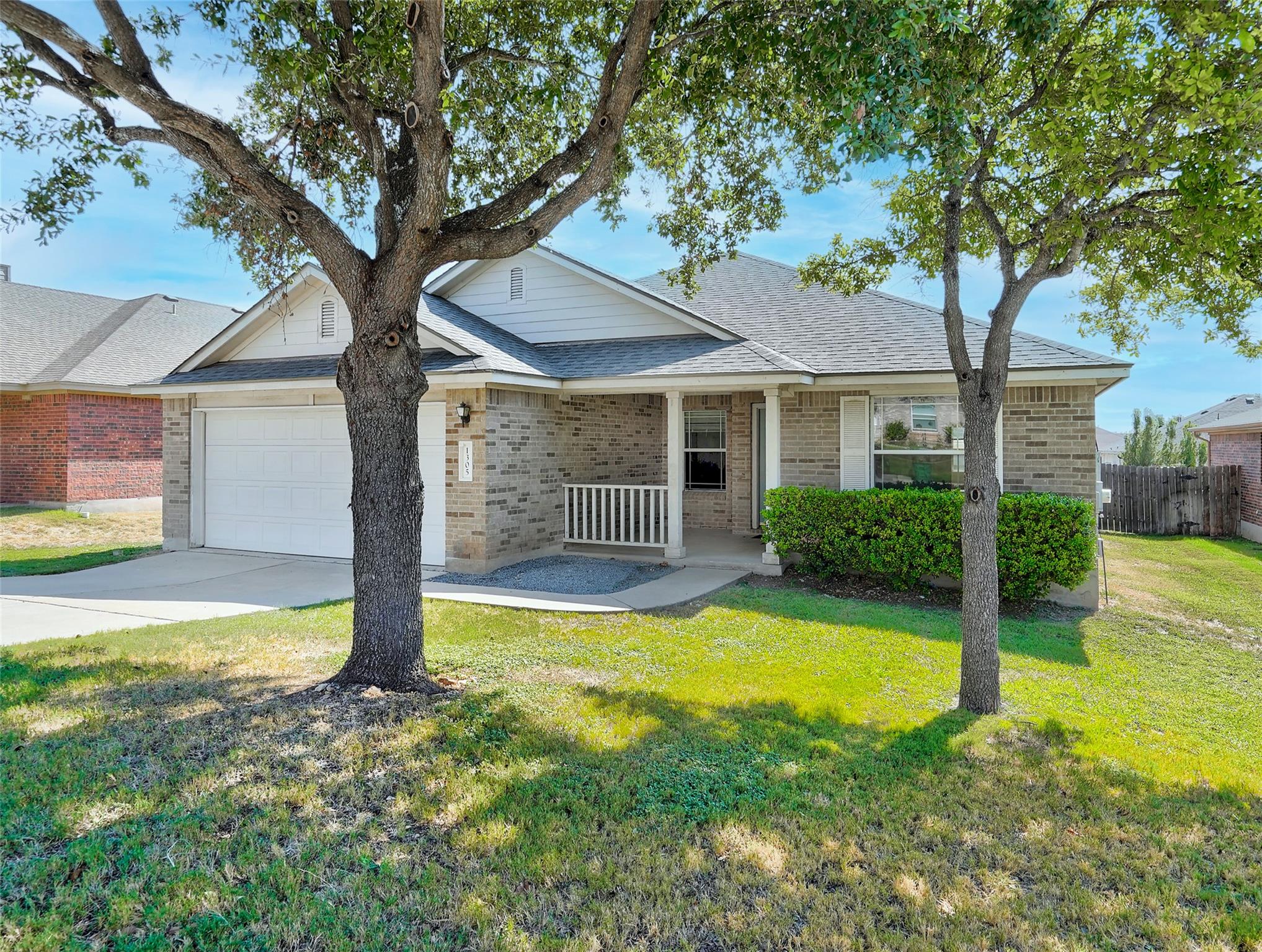 1305 Four Cabin Ct, Round Rock, TX 78665