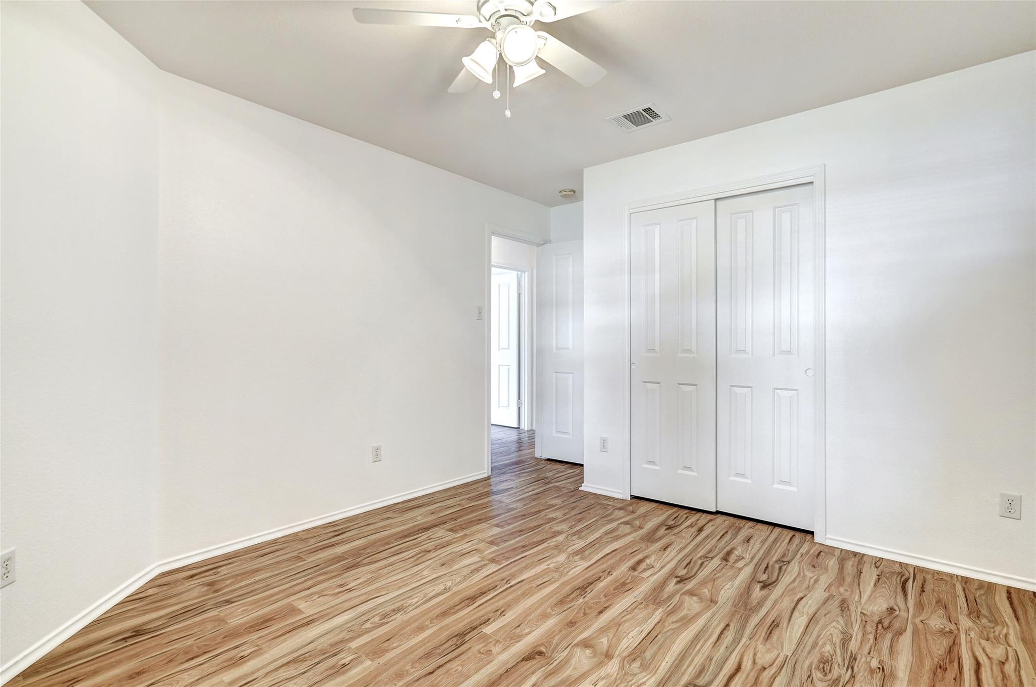 1305 Four Cabin Ct, Round Rock, TX 78665