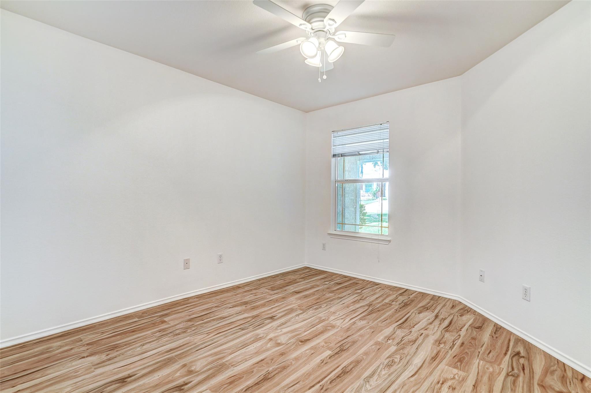 1305 Four Cabin Ct, Round Rock, TX 78665