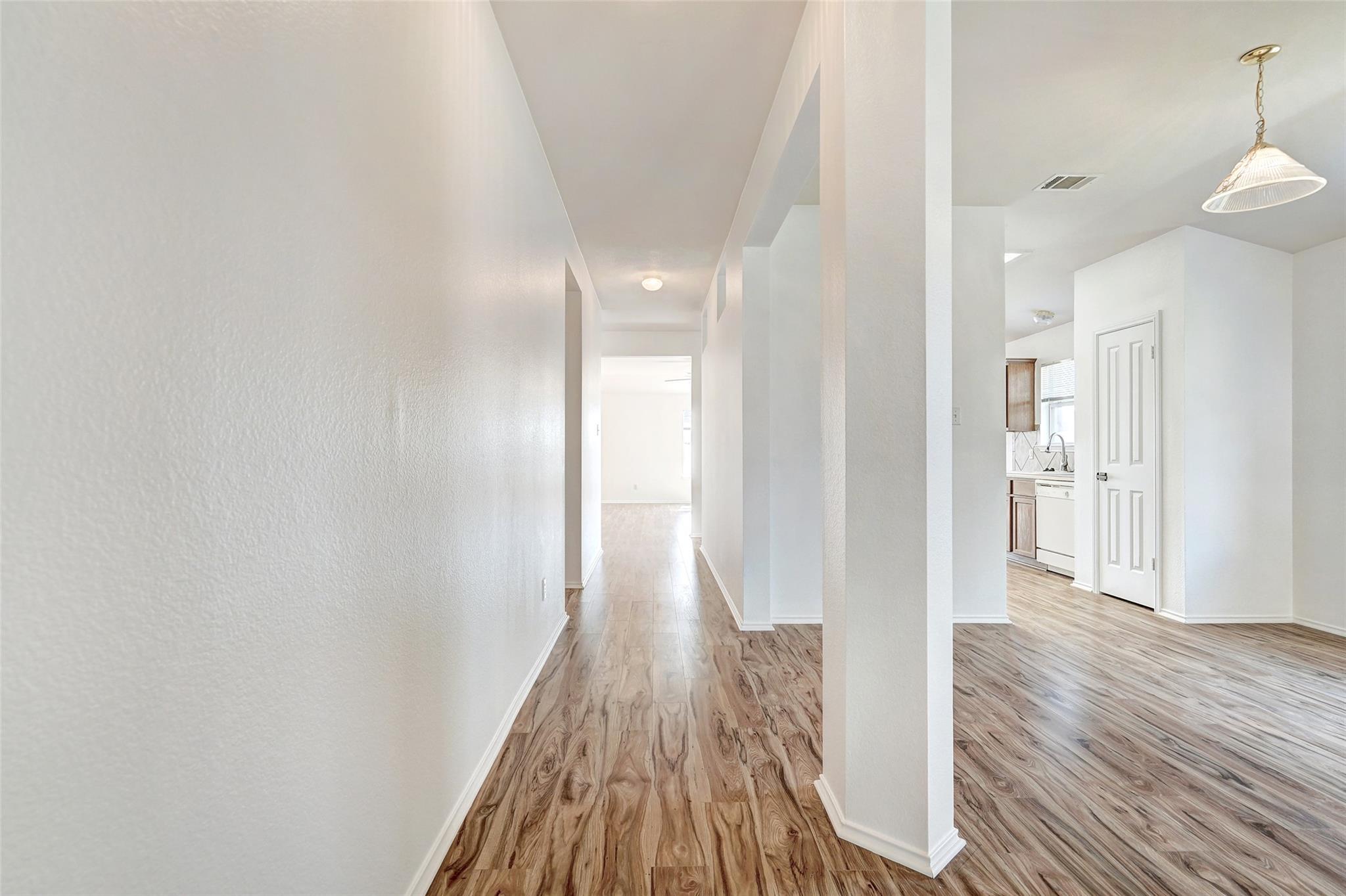 1305 Four Cabin Ct, Round Rock, TX 78665