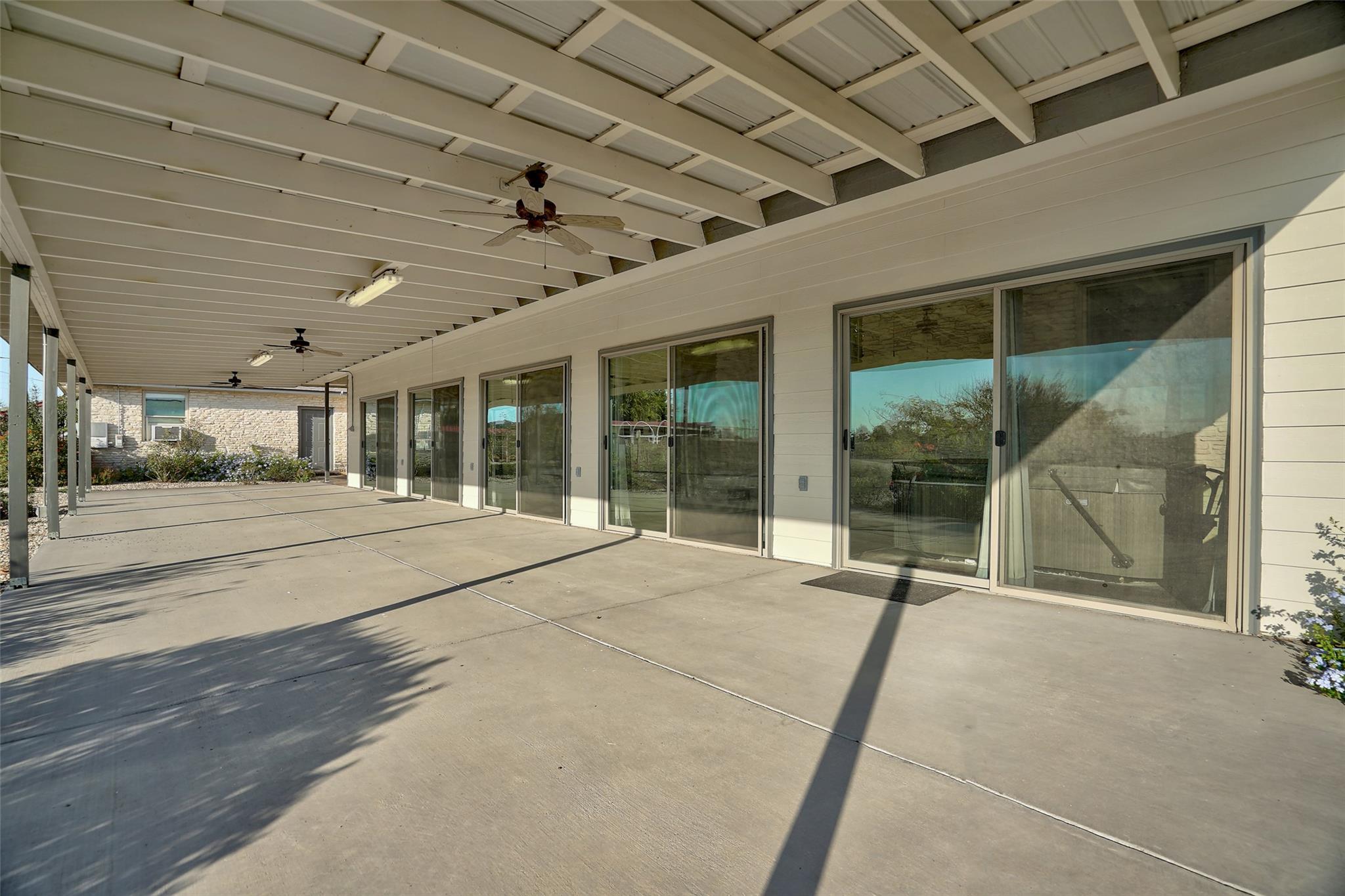 800 County Road 117, Round Rock, TX 78665