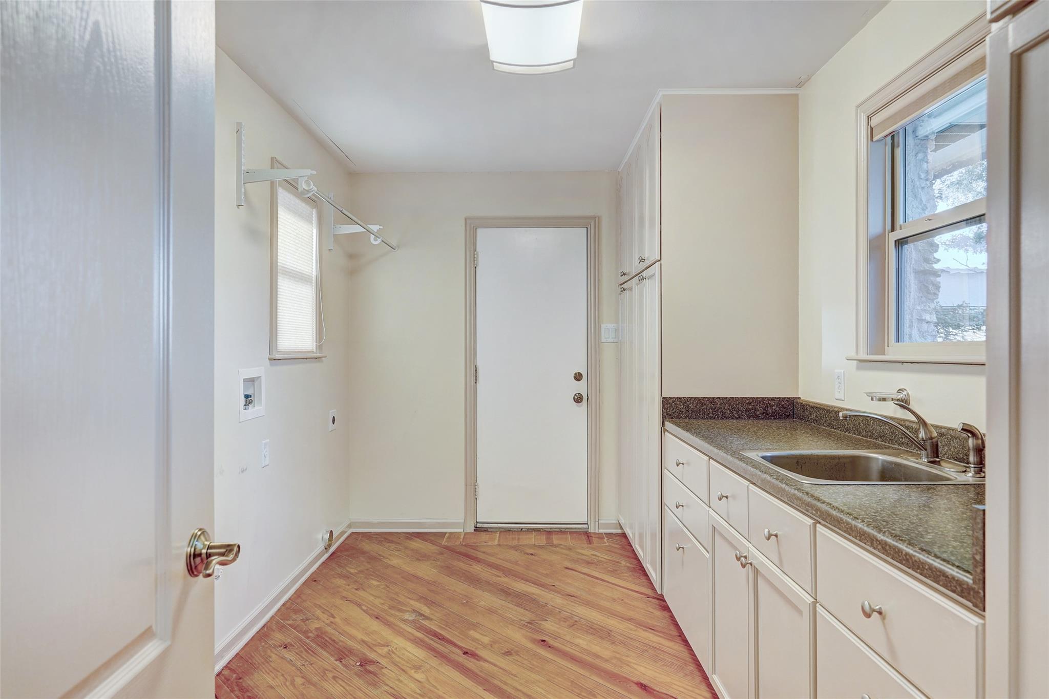 800 County Road 117, Round Rock, TX 78665