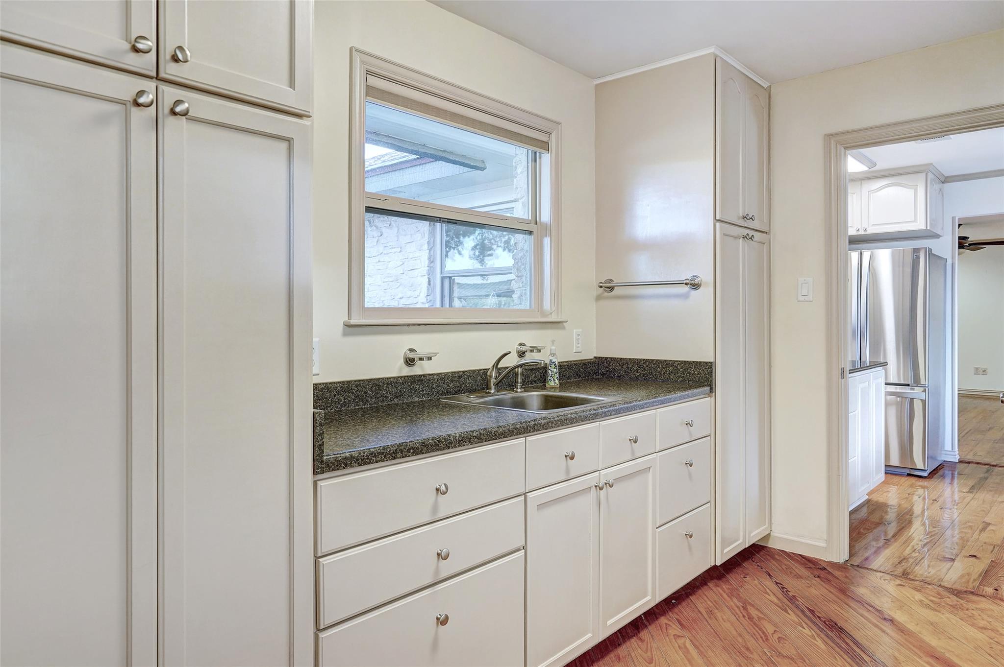800 County Road 117, Round Rock, TX 78665