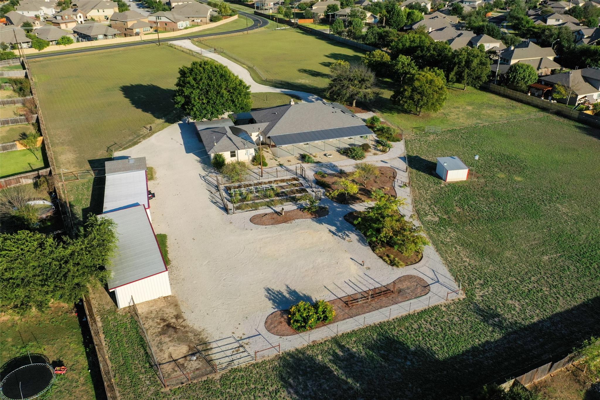 800 County Road 117, Round Rock, TX 78665
