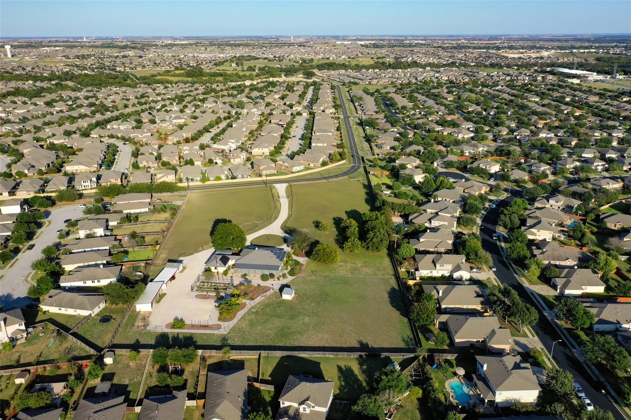 800 County Road 117, Round Rock, TX 78665
