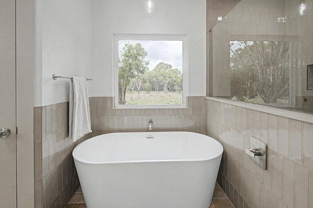 39 Summertime Cir Cir, Wimberley, TX 78676