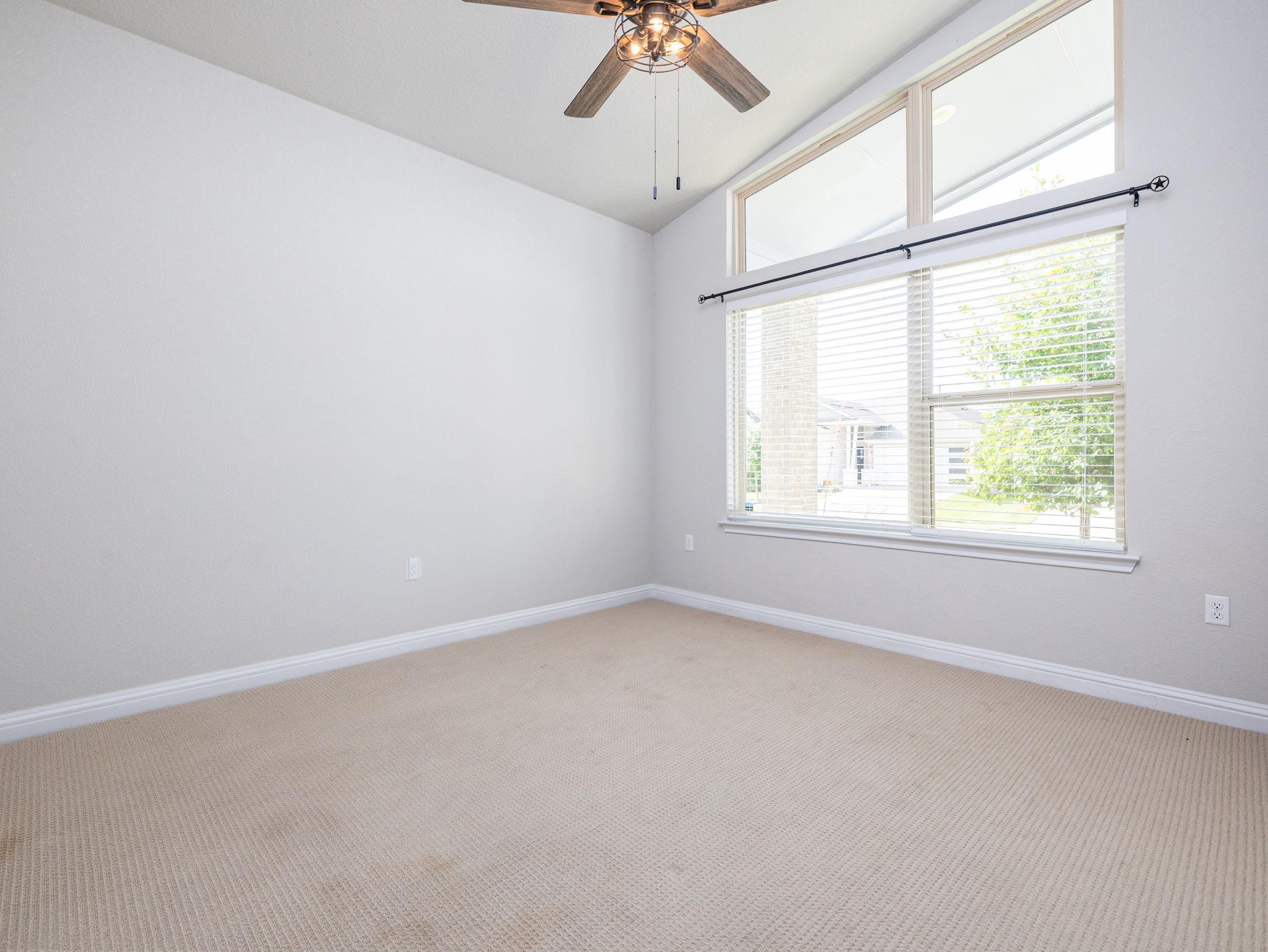 8204 Silhouette St, Austin, TX 78744