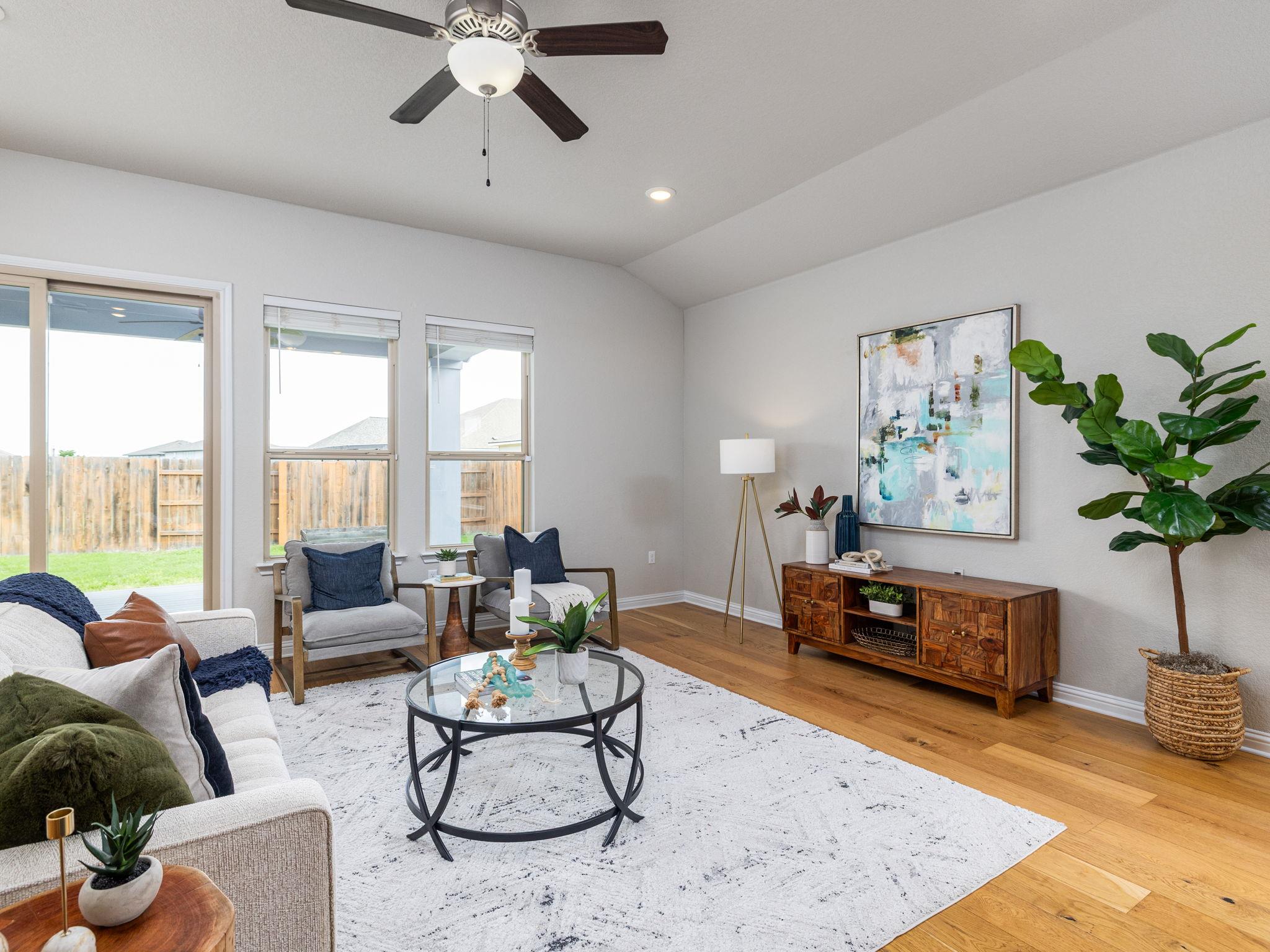 8204 Silhouette St, Austin, TX 78744