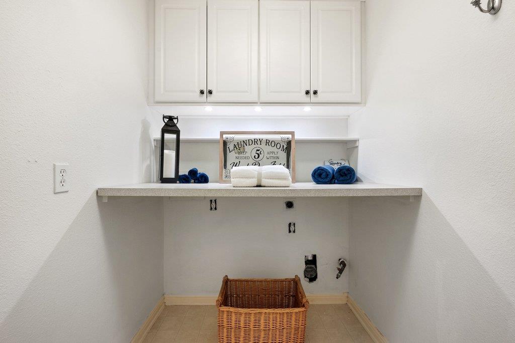 2505 Granite Creek Dr, Leander, TX 78641